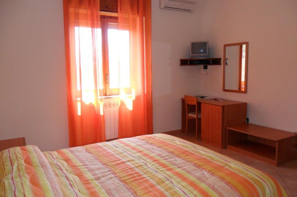 Altavilla Silentina Country House L'Ippocastano חדר תמונה